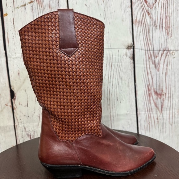 DINGO brown woven leather pointy women’s western boots Music Fest Ready! 9.5 GUC - Picture 1 of 16